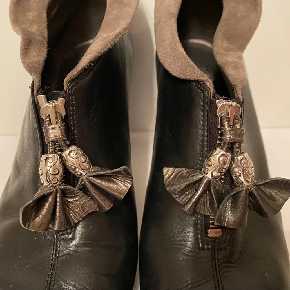 BRIGHTON SHOES HEELS ANKLE BOOTIES BLACK STACEY LEATHER GRAY SUEDE 8.5 M